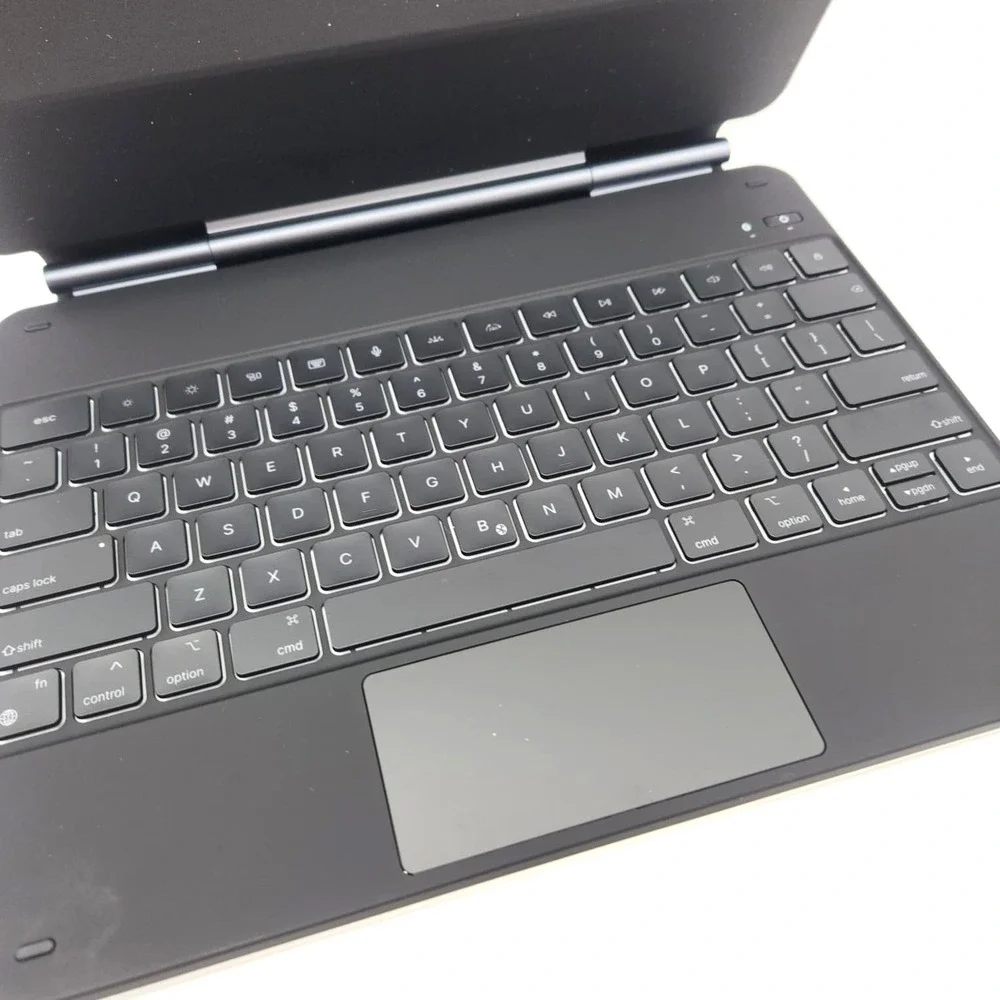 ESR iPad Air 13 & Pro 12.9 Case Keyboard–Trackpad Stand Magic Cover M2 M3 Gen3-6